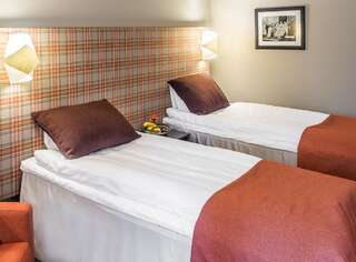 Отель Spa Hotel Runni Рунни Стандартный двухместный номер с 2 отдельными кроватями-1